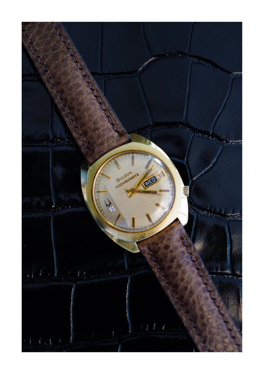 Bulova Accuquartz Day-Date Solid 14K Gold Case Vintage 1970's