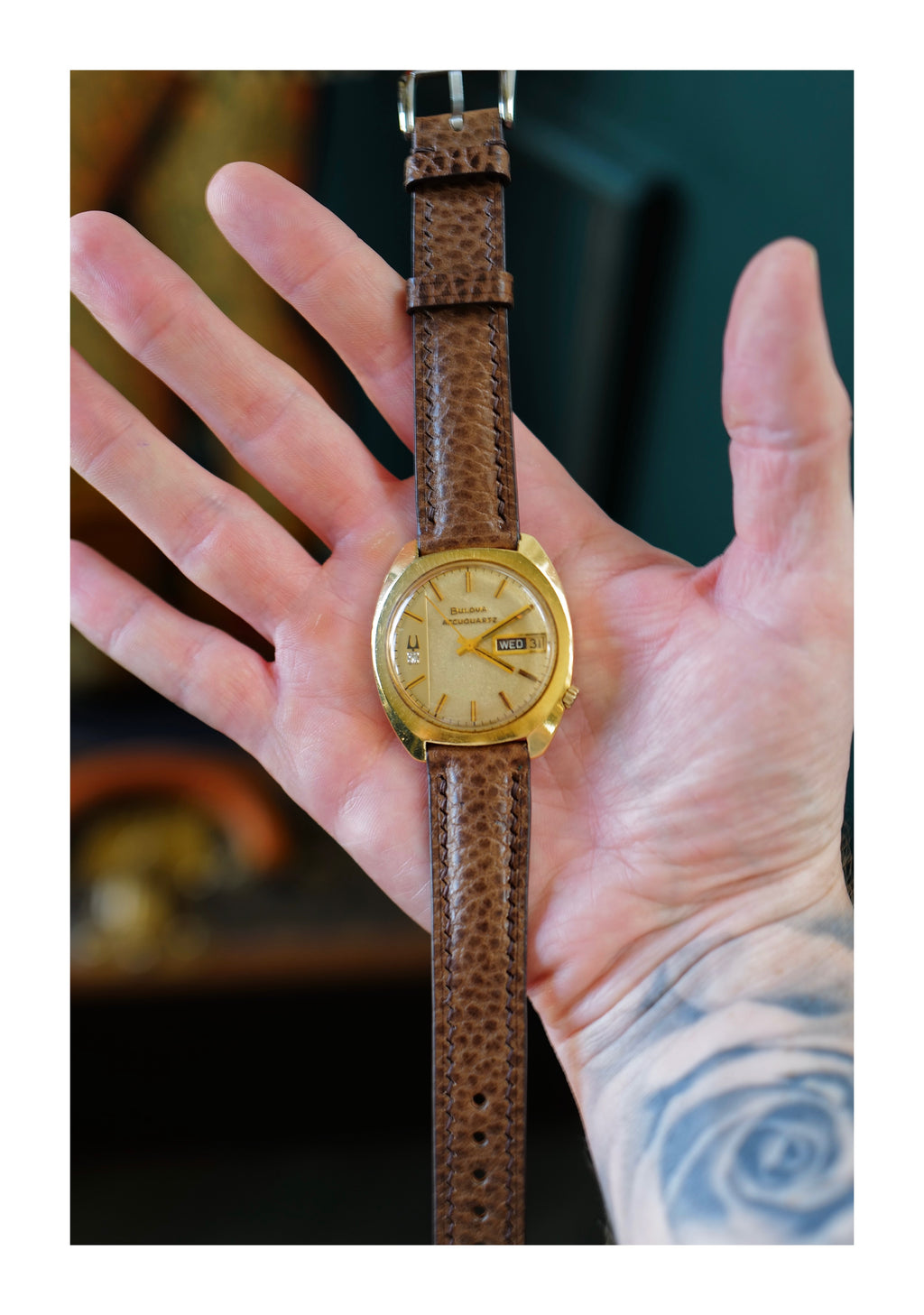 Bulova Accuquartz Day-Date Solid 14K Gold Case Vintage 1970's